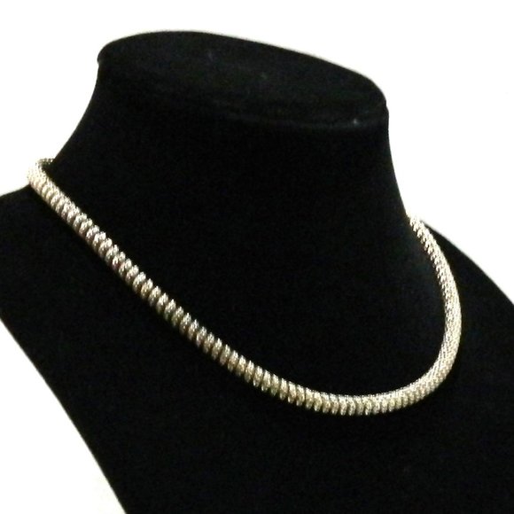 Vintage IBB Italy 925 Twisty Chain Necklace Diamond Cut - Picture 2 of 9